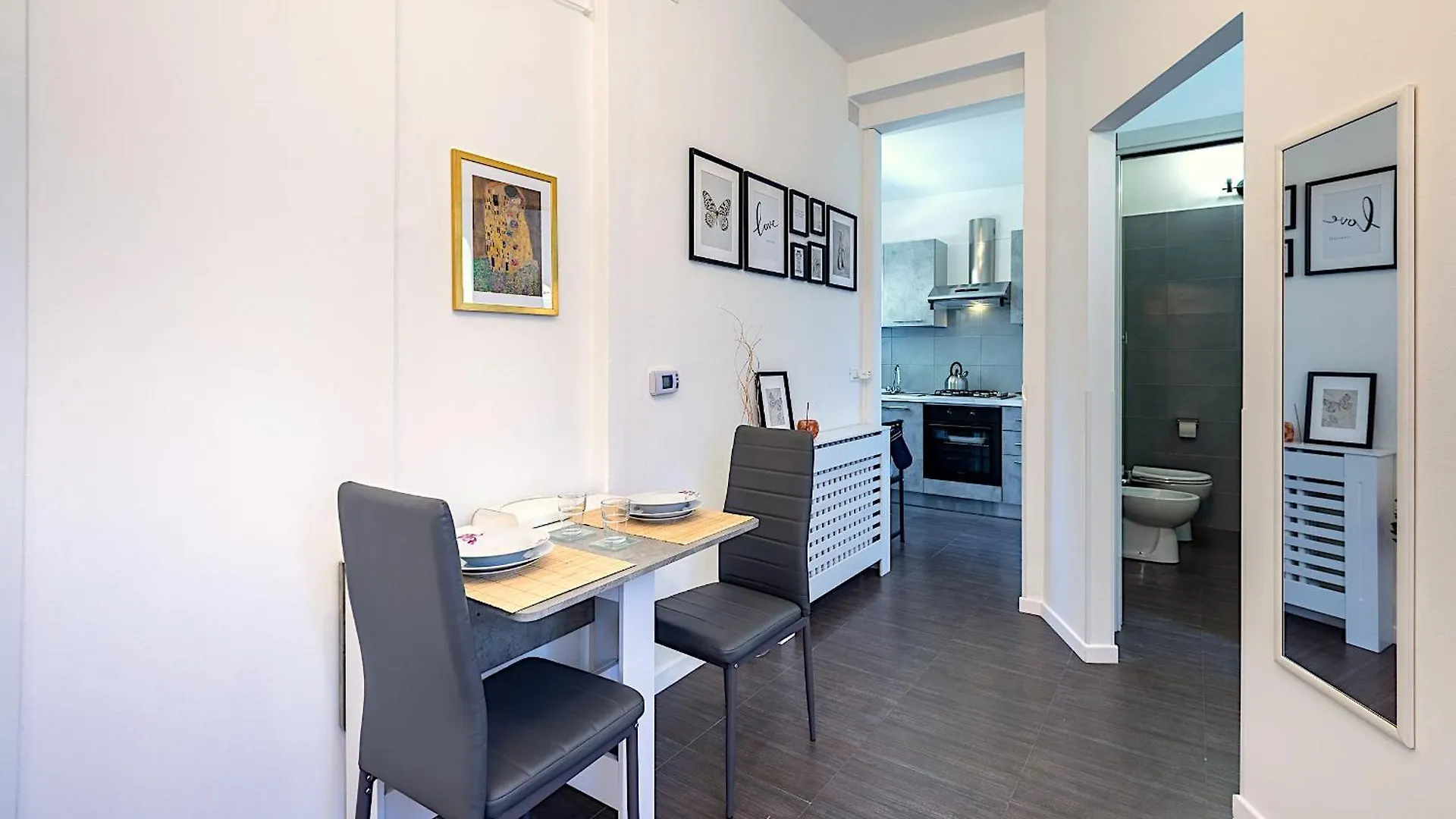 Lejlighed Ambra City House - Ingresso Diretto, Parcheggio Libero E Wi-Fi Verona Italien