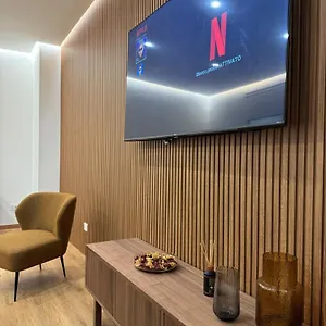 Lavinia Luxury , Milano Italia
